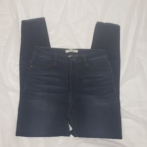 Refuge |6| Blue skinny Jeans